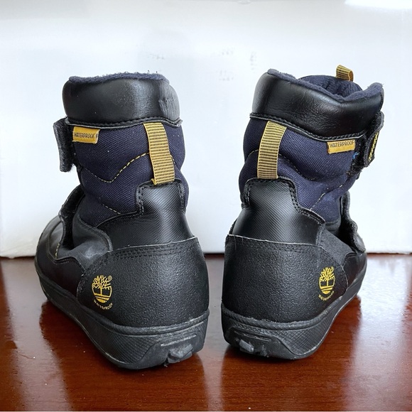 Timberland Kids Waterproof Winter Boots Black/Yellow Size 6 Snow Hiking - Picture 2 of 6